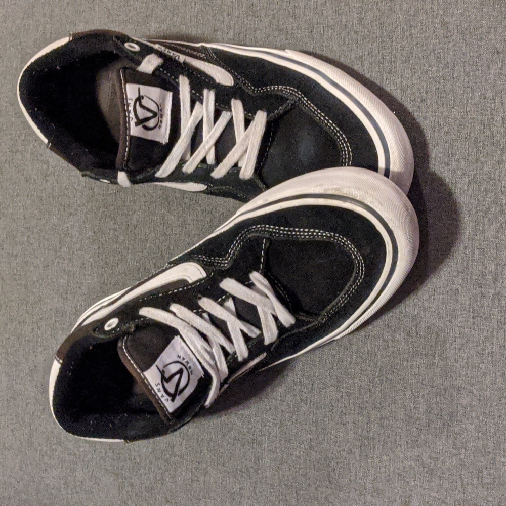 Rowan Vans size 9
